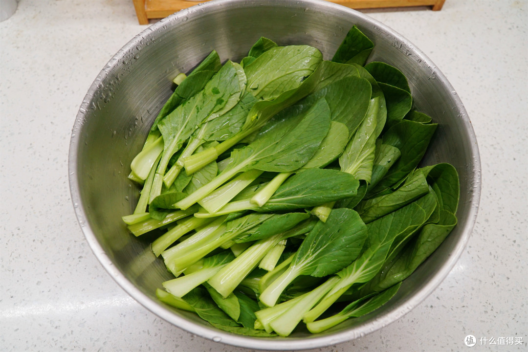 伏天别忘“夏补”，建议少吃肉，多吃1豆1菇，适合夏天，吃的舒服
