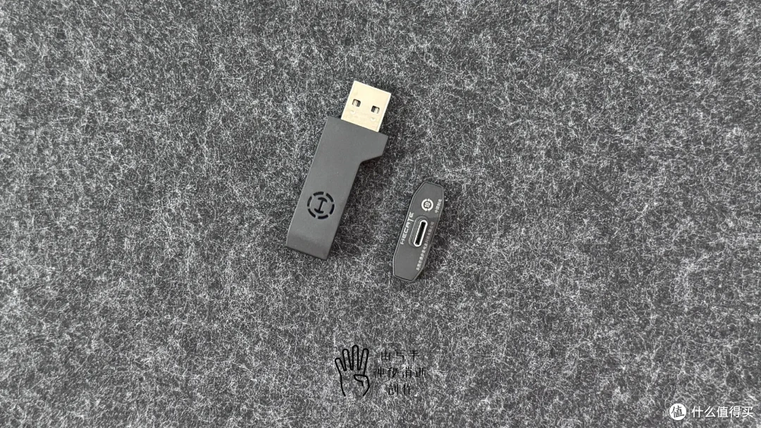 超轻量化的漫步者G2无线版佩戴舒适,助你听声辨位克敌先机
