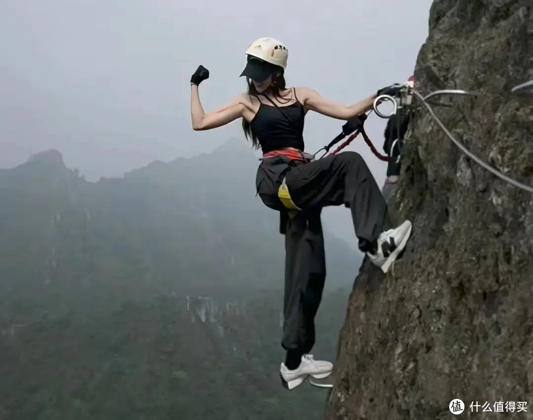 雁荡山飞拉达挑战全攻略，悬崖峭壁出片必备健身训练技巧！附精装朋友圈美女勇士美照分享