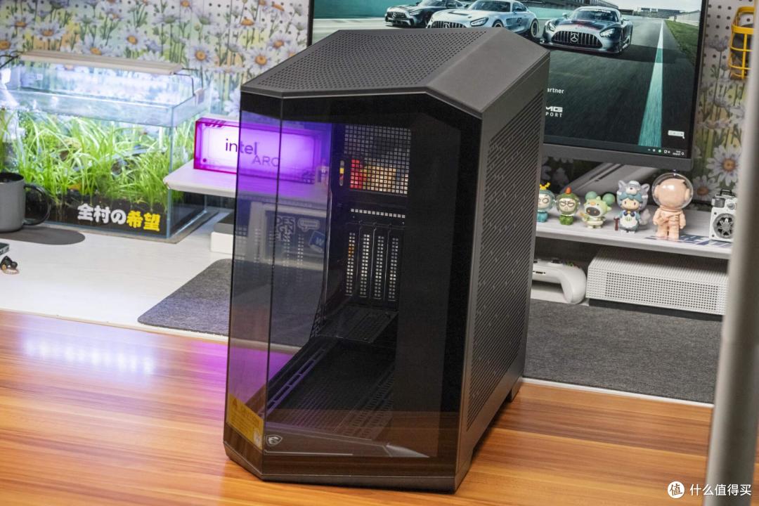 八面玲珑的海景房，微星MAG PANO 100L PZ机箱评测