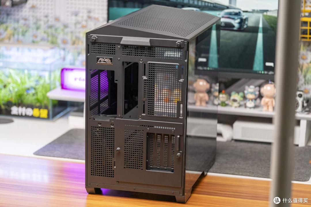 八面玲珑的海景房，微星MAG PANO 100L PZ机箱评测