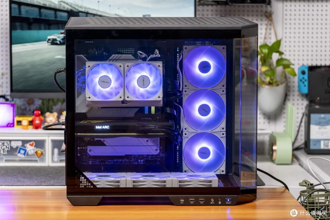 八面玲珑的海景房，微星MAG PANO 100L PZ机箱评测