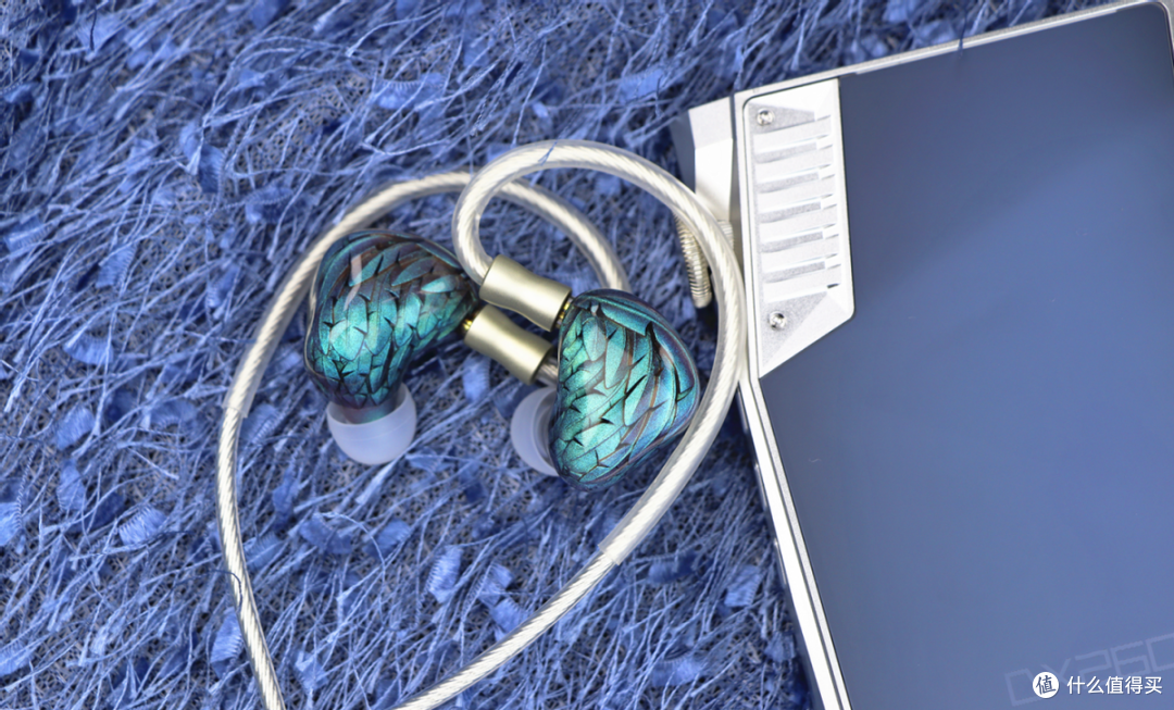HiFi圈的商业奇迹!以产品力取胜!ArtPical米迦勒旗舰耳机评测