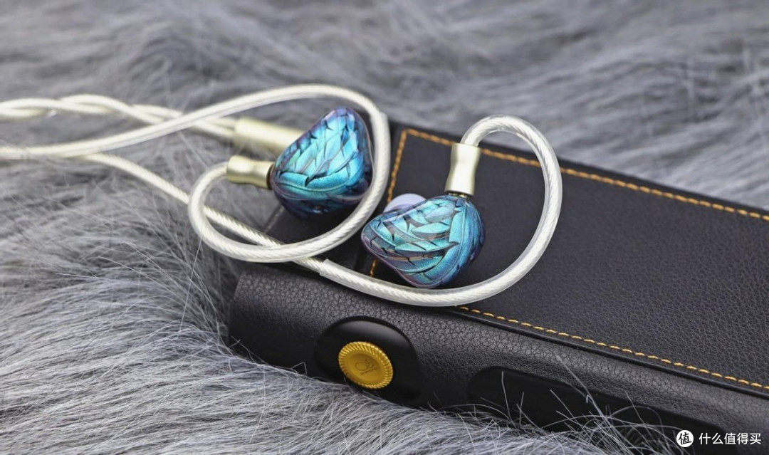HiFi圈的商业奇迹!以产品力取胜!ArtPical米迦勒旗舰耳机评测