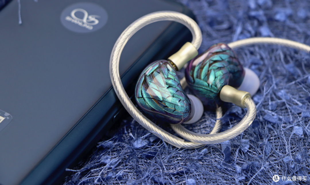 HiFi圈的商业奇迹!以产品力取胜!ArtPical米迦勒旗舰耳机评测