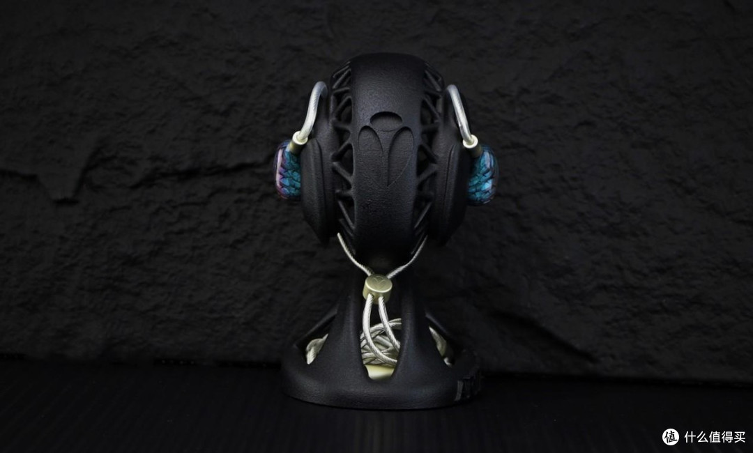 HiFi圈的商业奇迹!以产品力取胜!ArtPical米迦勒旗舰耳机评测
