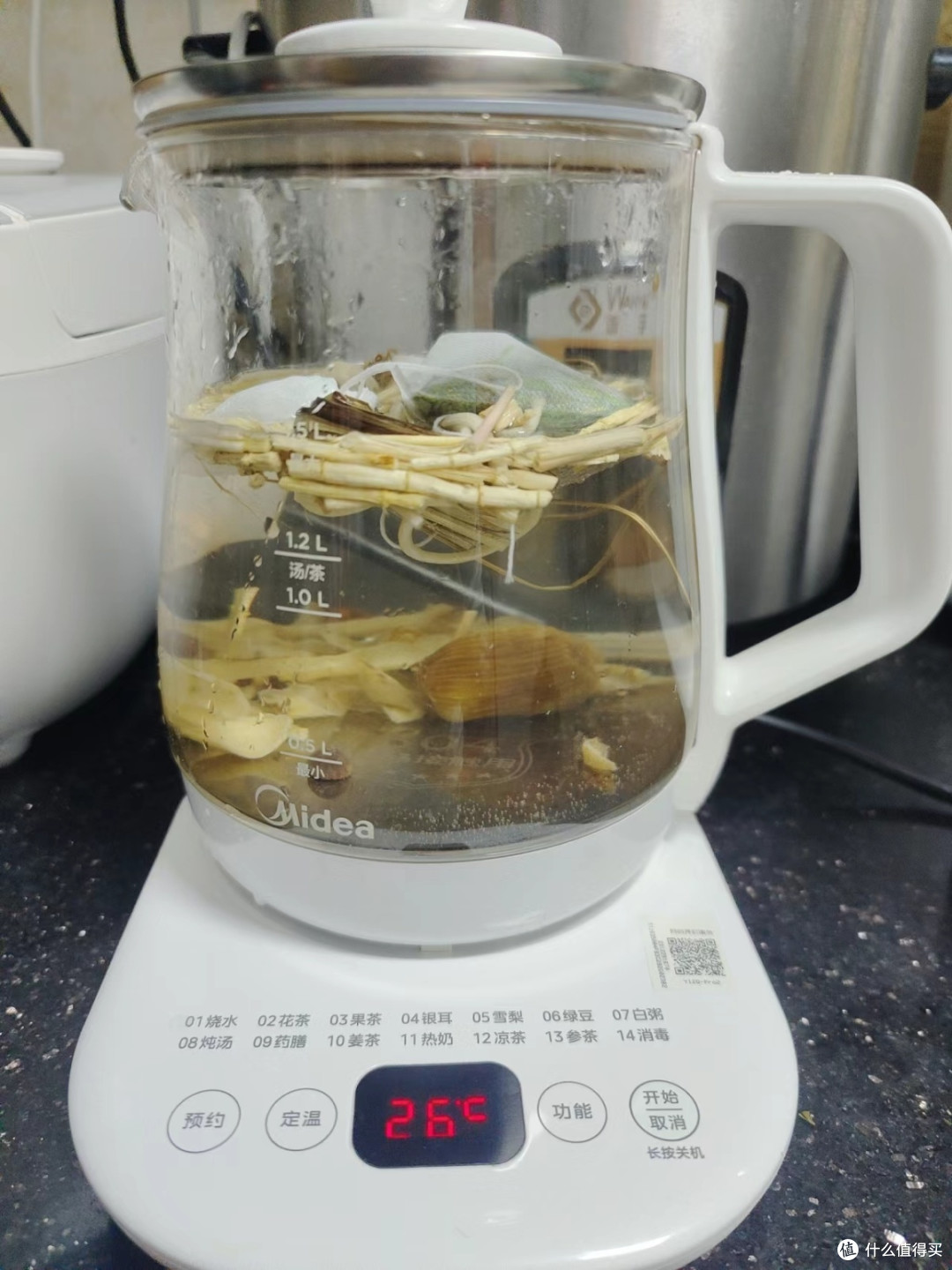 暑假携娃出游,不想喝饮料,又想解暑?请备好“本草版”运动饮料!