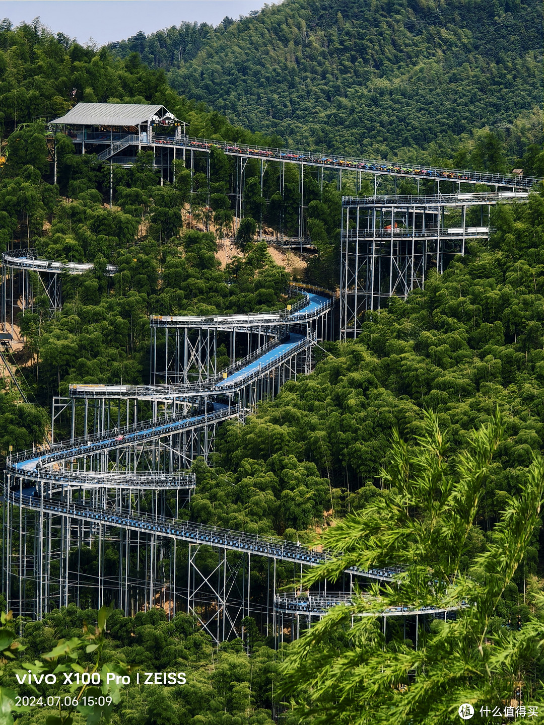 游藏在深山竹林中的避暑胜地-安吉云上草原 半山竹隐酒店。强烈推荐但是有坑！