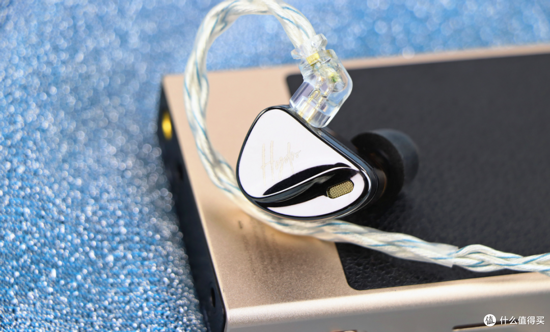 两圈八铁圈铁有线入耳式HIFI耳机不到千元?CCA Hydro真实评测。