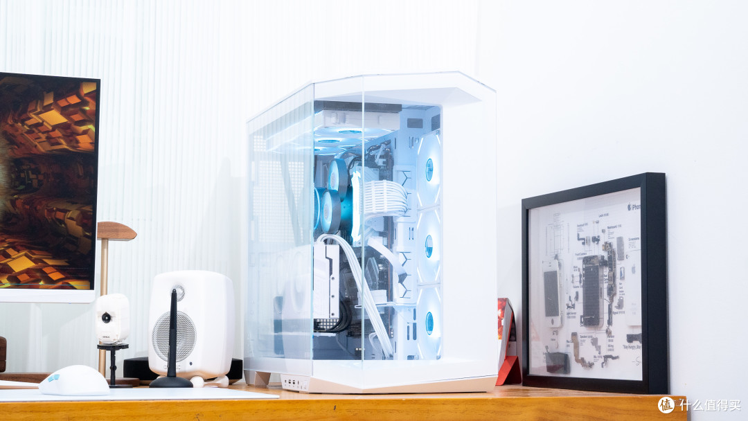 别样白色海景房分享：微星白刃PLUS+微星Z790刀锋钛装机展示