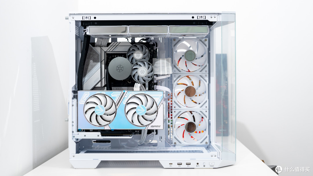 别样白色海景房分享：微星白刃PLUS+微星Z790刀锋钛装机展示