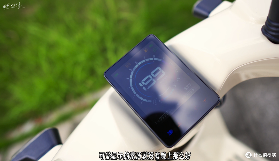 8588元的精致小踏板!力刻朱丽奥125试驾!静态篇(1/2)