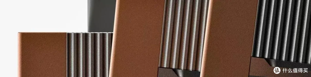 来自德国的Geistmaschine面向大家的第一款产品，售价比肩客制化御三家的产品，4999元
