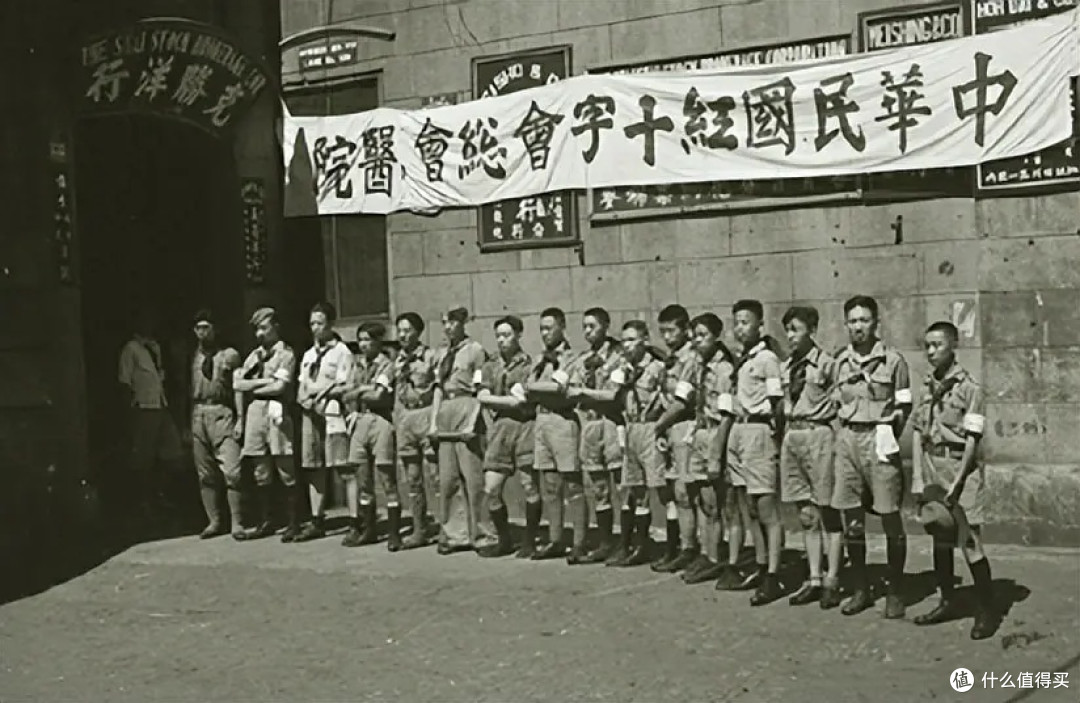 《大医》：穿梭时空的医疗探秘与人性赞歌