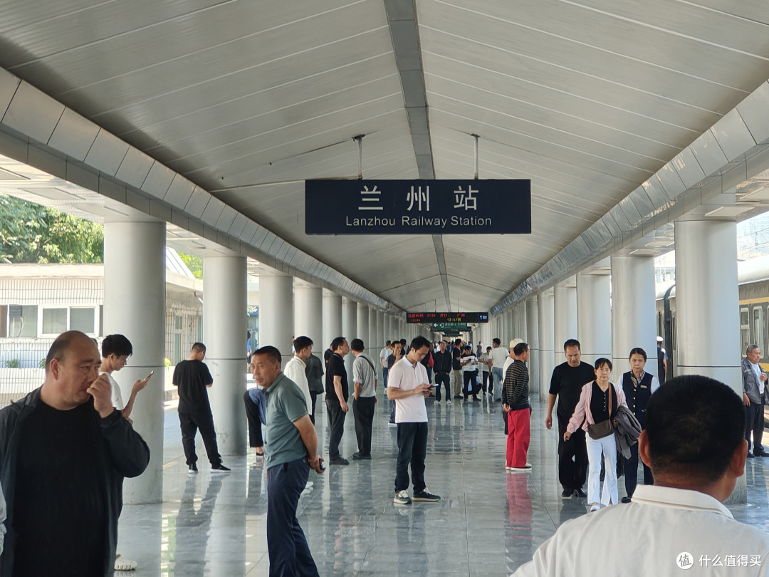 兰州车站停靠