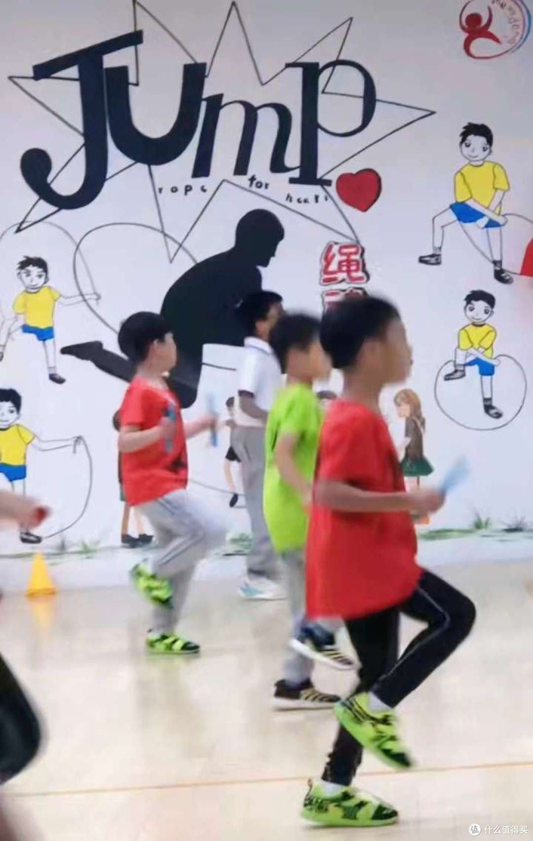 让小朋友学习跳绳需要报班吗?你通常会给孩子报哪类运动培训?