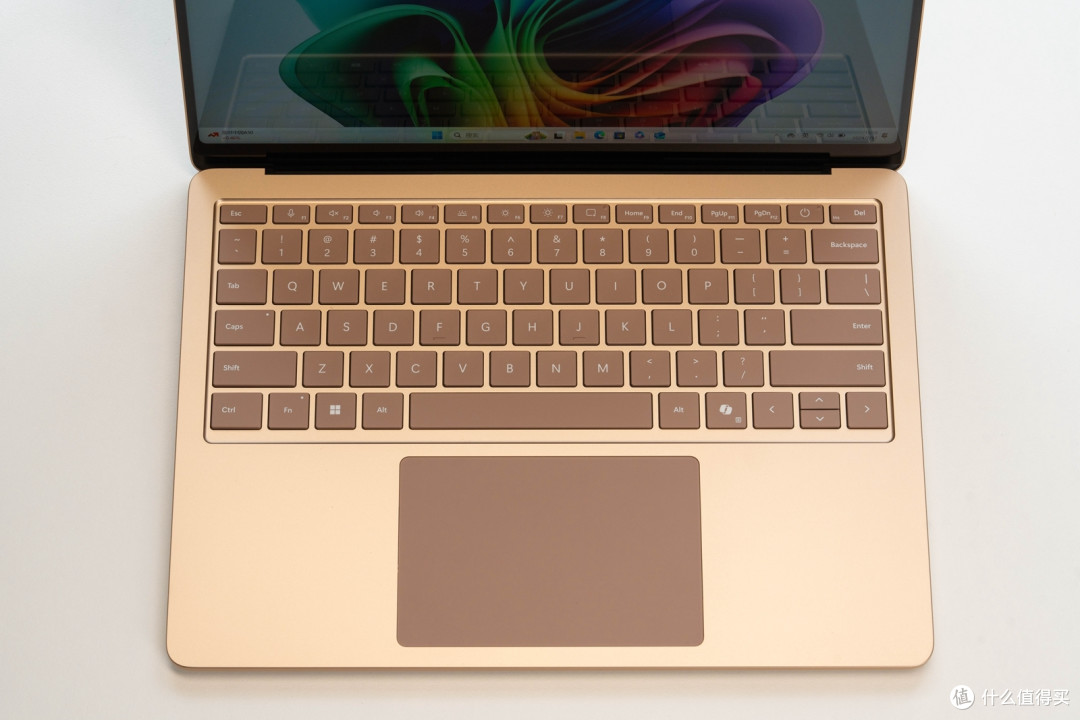 Windows笔记本做工新高度!精英标配?Surface Laptop 7使用体验