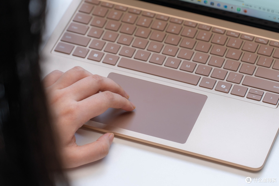 Windows笔记本做工新高度!精英标配?Surface Laptop 7使用体验