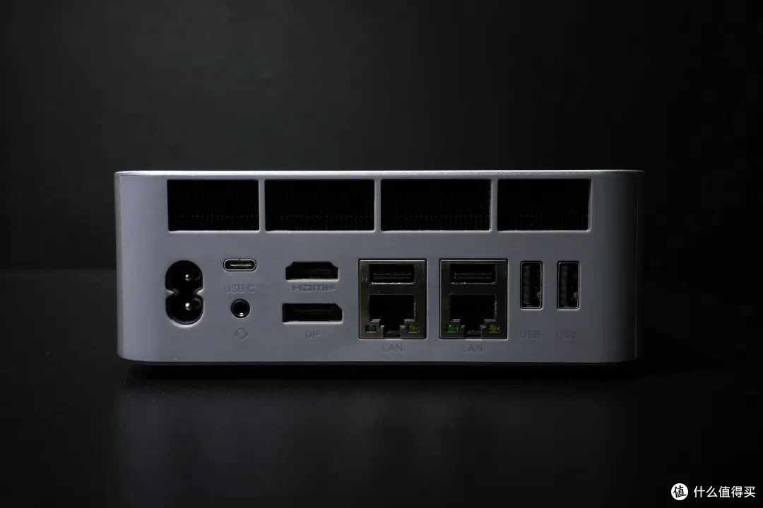 带PCIe4.0x8显卡插槽的迷你主机,零刻 GTi14 ULTRA 开箱实测