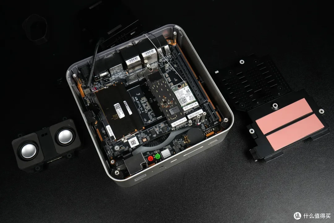 带PCIe4.0x8显卡插槽的迷你主机,零刻 GTi14 ULTRA 开箱实测