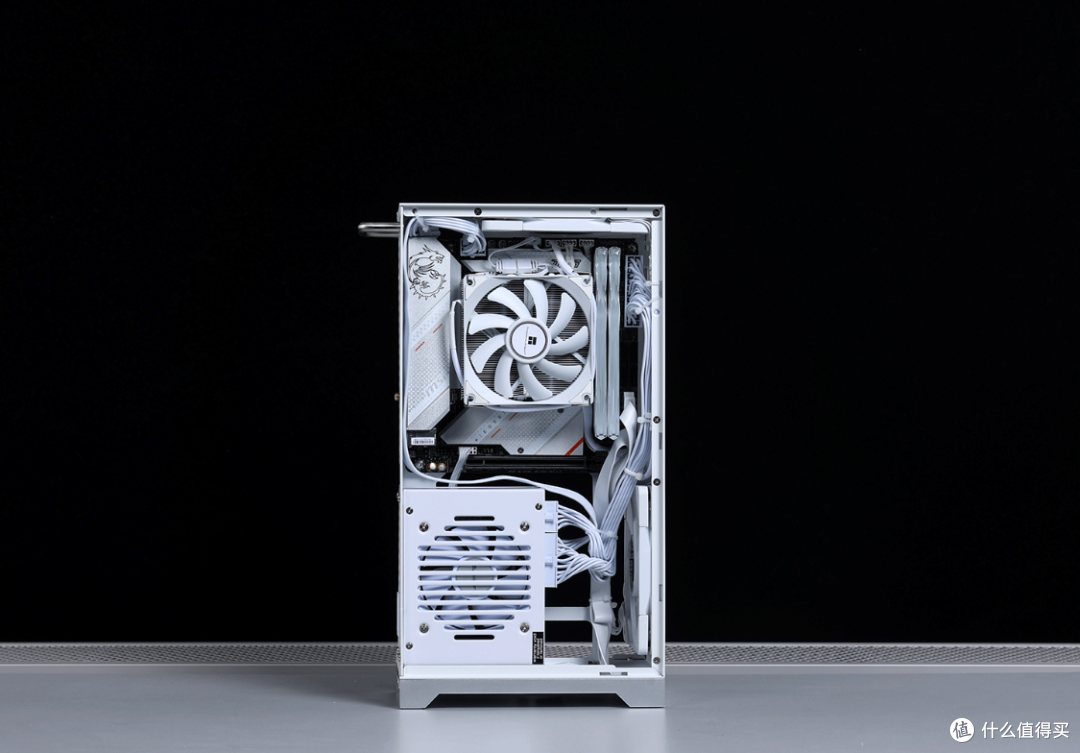 打死不装ITX,结果又入坑了!8K预算搞定12600K+4070+闪鳞L300打造8.5L桌面立式小钢炮