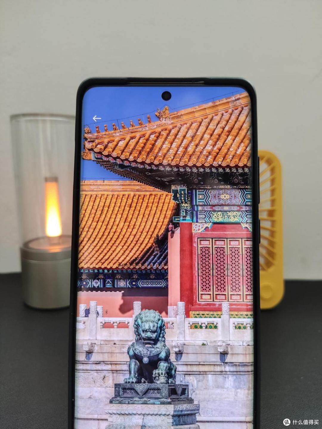 想买旗舰手机又想要性价比的朋友看过来,屏幕、拍照和性能它都有!一加12全面体验报告