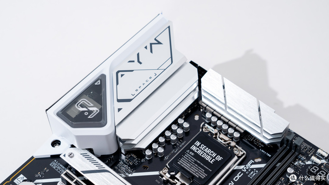 #首晒#人均8000MHz基本盘：华硕 Z790 AYW OC WIFI +金士顿Renegade叛逆者 RGB灯条限量版评测