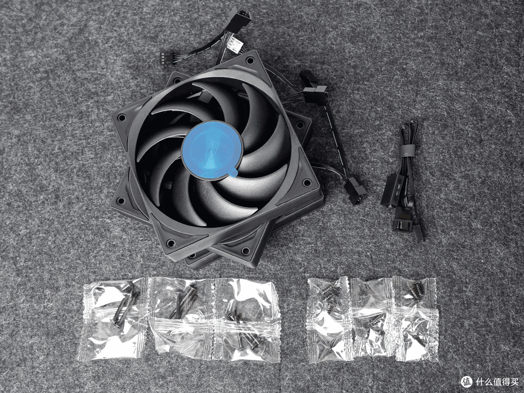 千元以内带F神U大战,12490F和7500F,谁更具性价比?