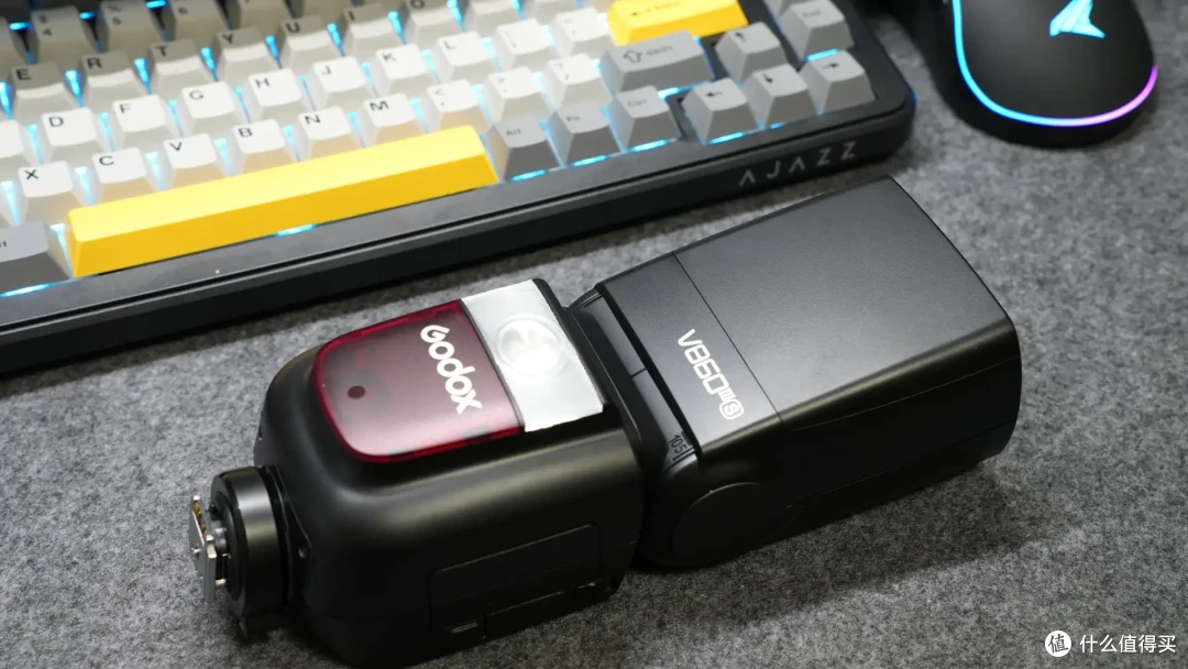 入坑SONY A7M4后还需什么配件？12款相机配件清单推荐