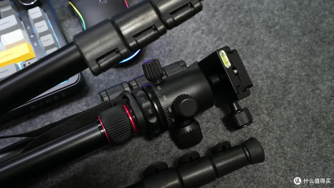 入坑SONY A7M4后还需什么配件？12款相机配件清单推荐