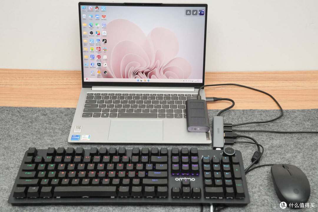 绿巨能五口集线器评测,传输与外设扩展、小电流设备充电一个搞定
