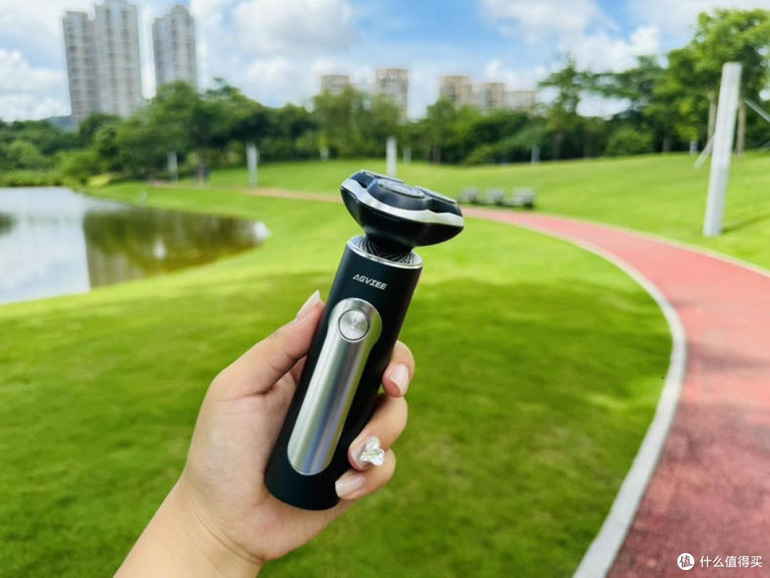 这次七夕，不妨给爱的人剃须升级——未野Max 使用体验报告