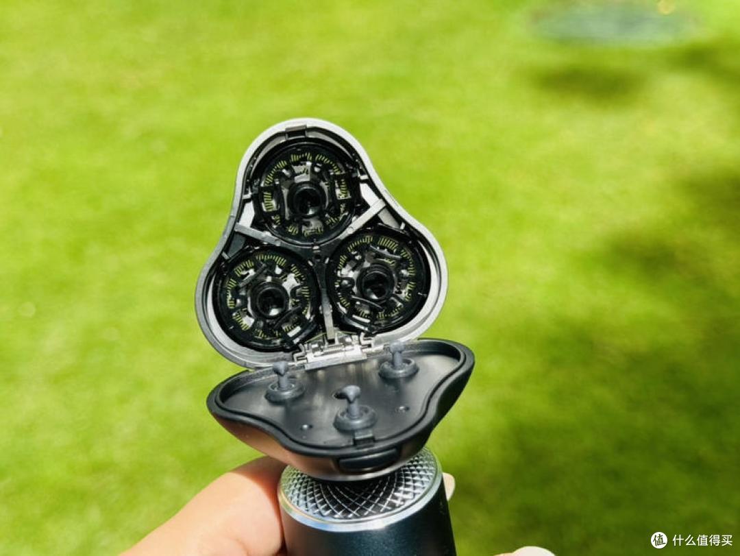 这次七夕，不妨给爱的人剃须升级——未野Max 使用体验报告