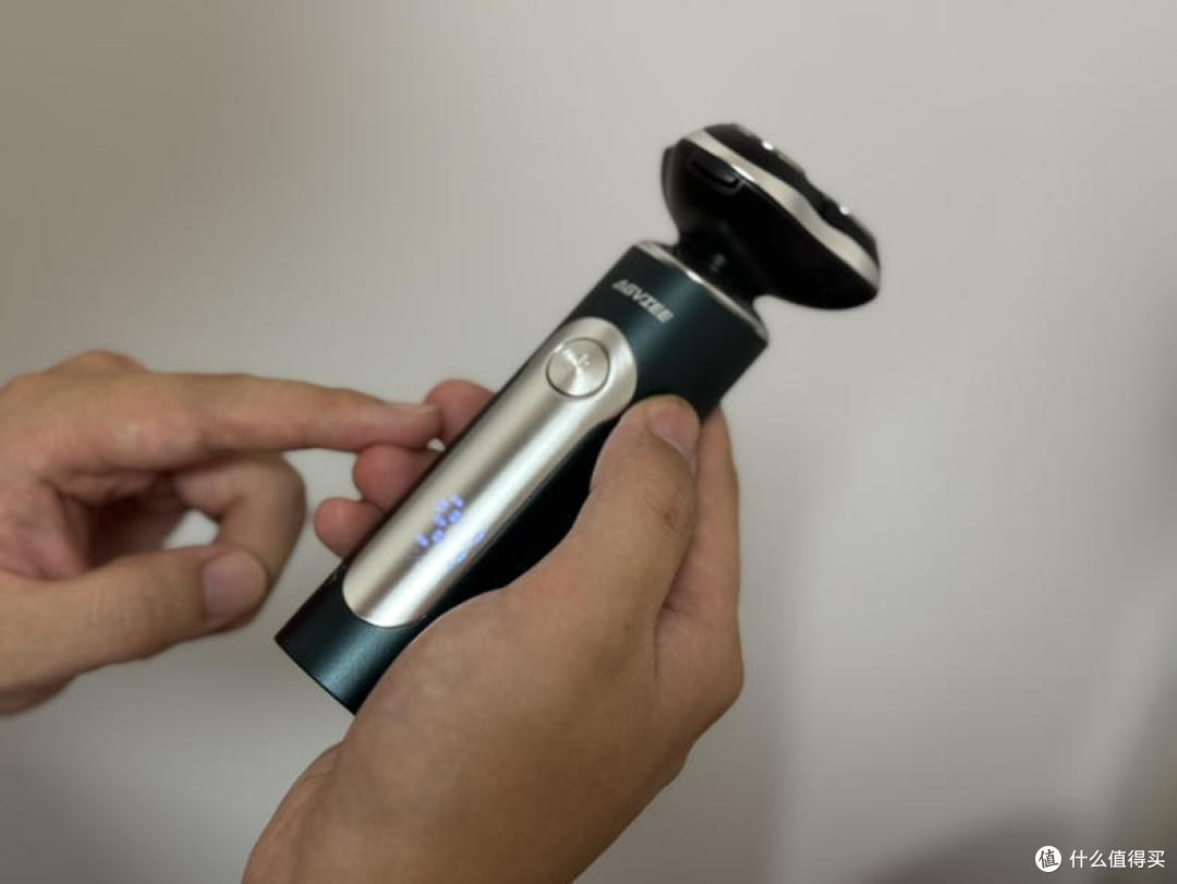 这次七夕，不妨给爱的人剃须升级——未野Max 使用体验报告