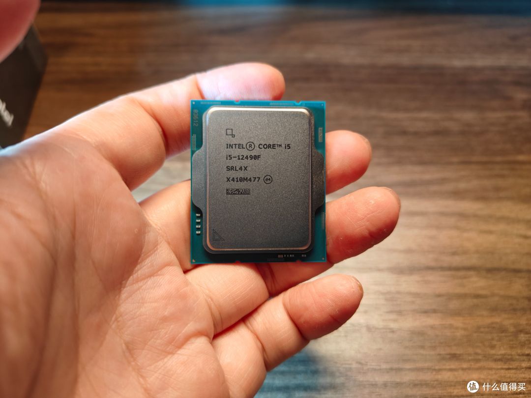 给即将迎来大学生活的表妹装机,12490F+铭瑄MS-终结者B760M GKD5 ICE