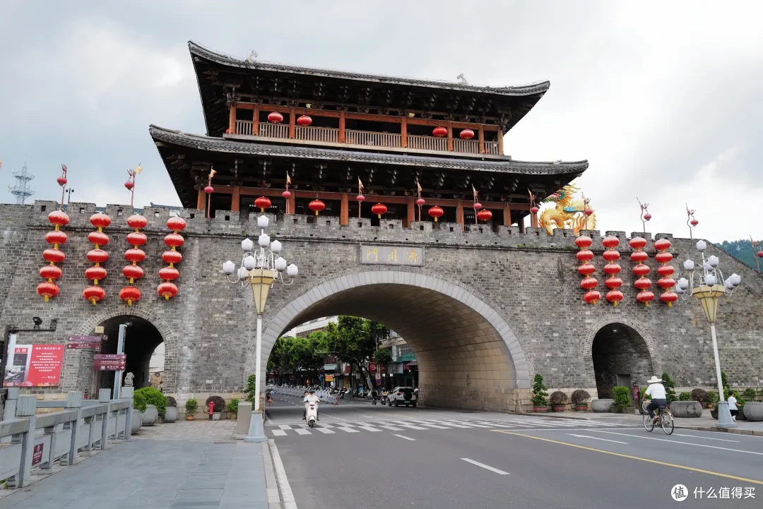 和凤凰古城齐名，还是第九大菜系的发源地，值得来吗？
