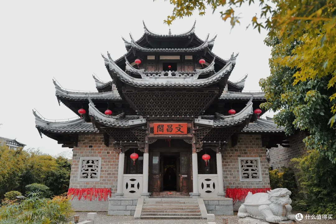 和凤凰古城齐名，还是第九大菜系的发源地，值得来吗？