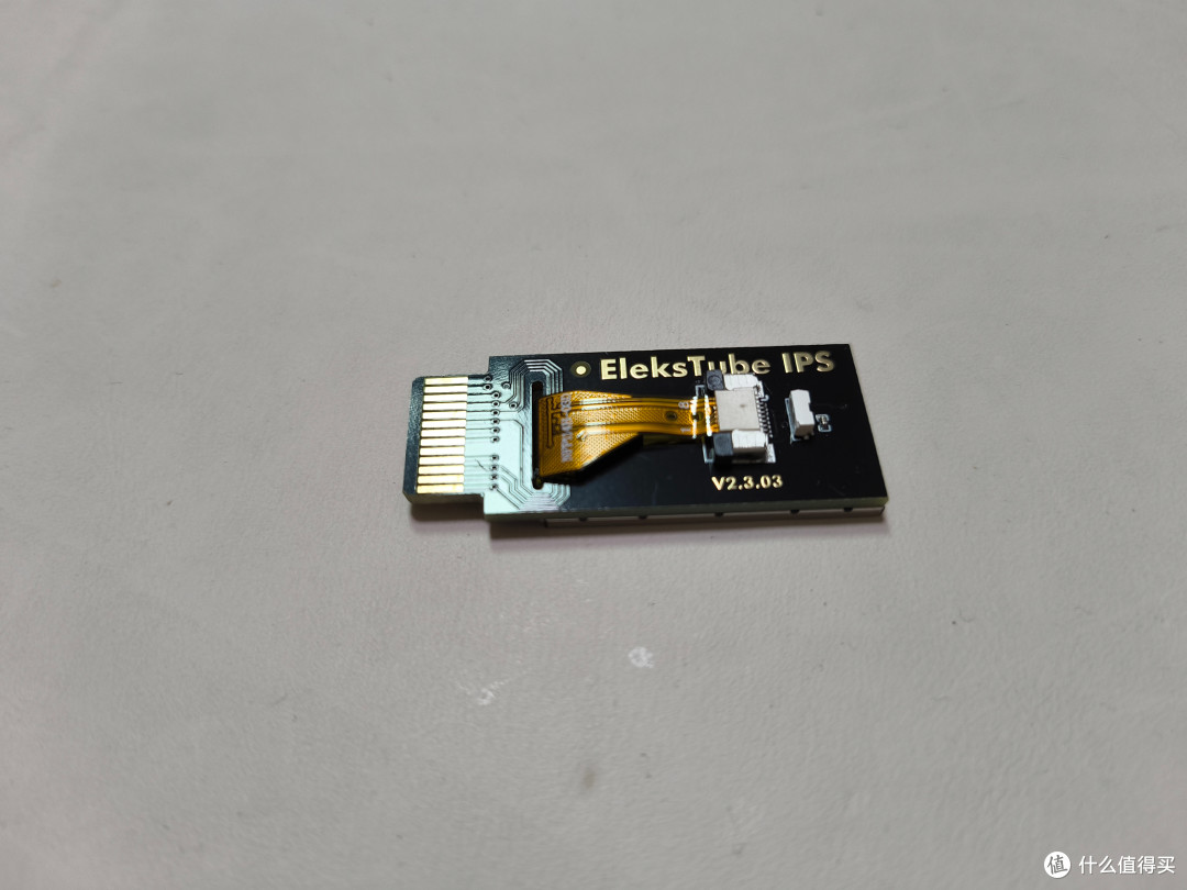 值得入手的墙搭/桌搭好物，EleksMaker拟辉光管时钟