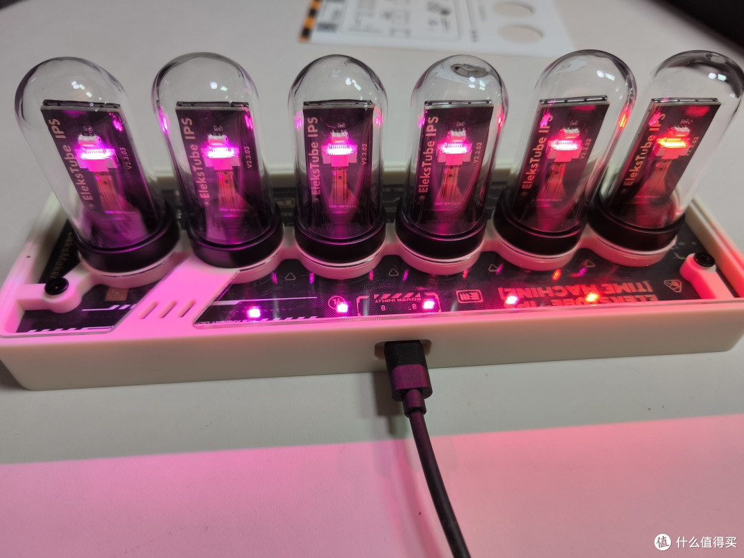 值得入手的墙搭/桌搭好物，EleksMaker拟辉光管时钟