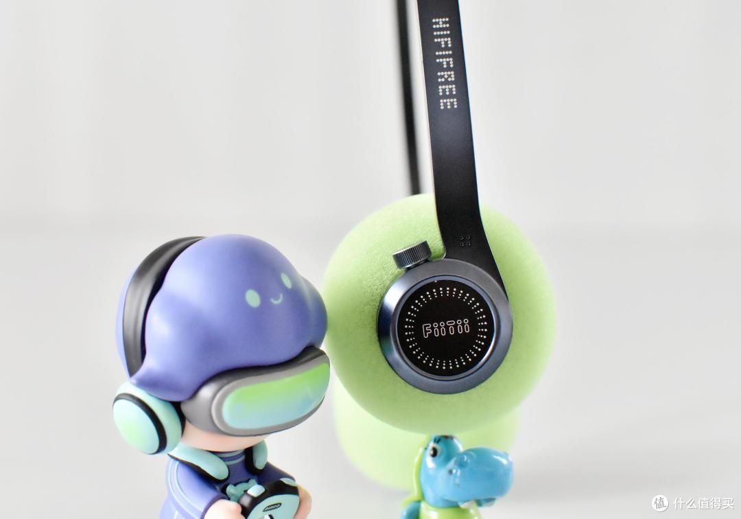 时尚与音质兼具，魔浪HiFiFree新潮流头戴耳机体验