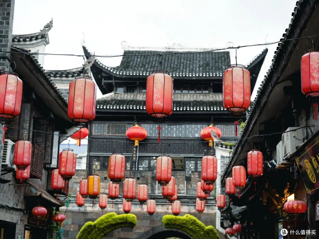 这个假期去，湘西德夯苗寨人少景美