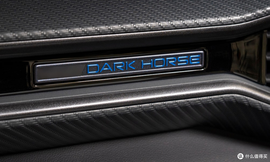 福特Mustang Dark Horse高性能超跑汽车