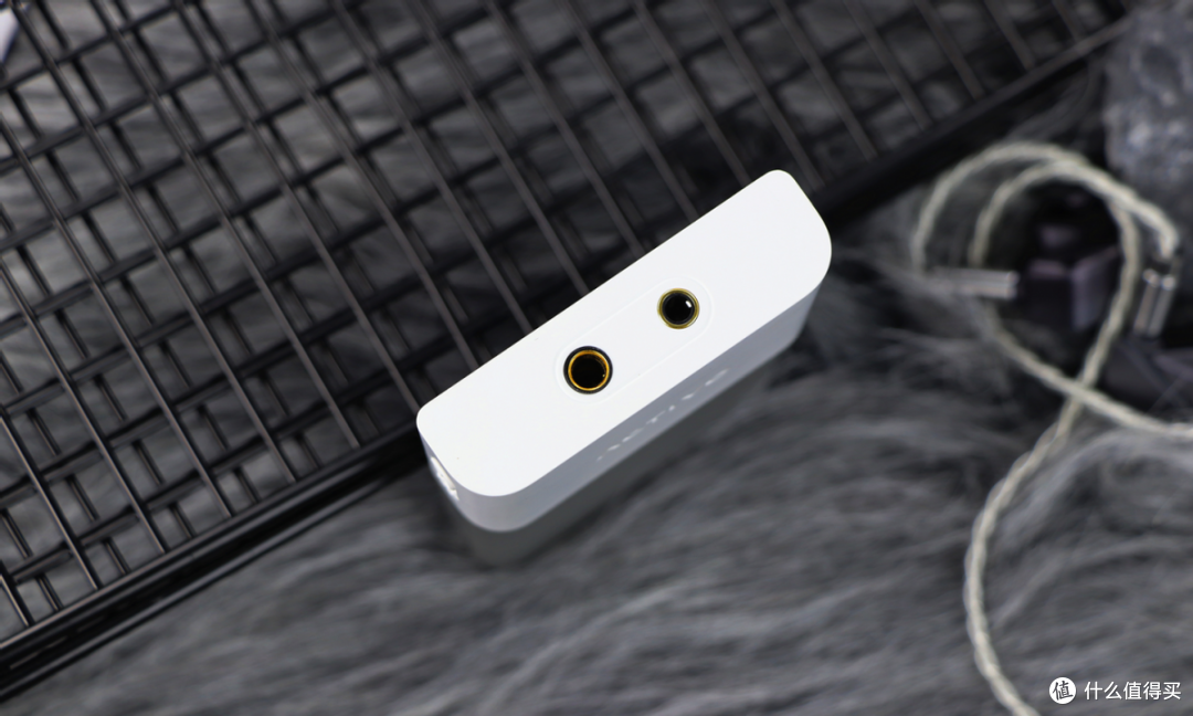 不走低价无好声路线,音质给力,性能不差!艾利和ACTIVO P1评测