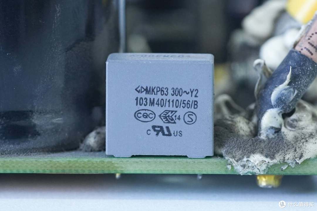 拆解报告：HUAWEI华为新能源汽车直流充电桩15kW充电模块R75020G2