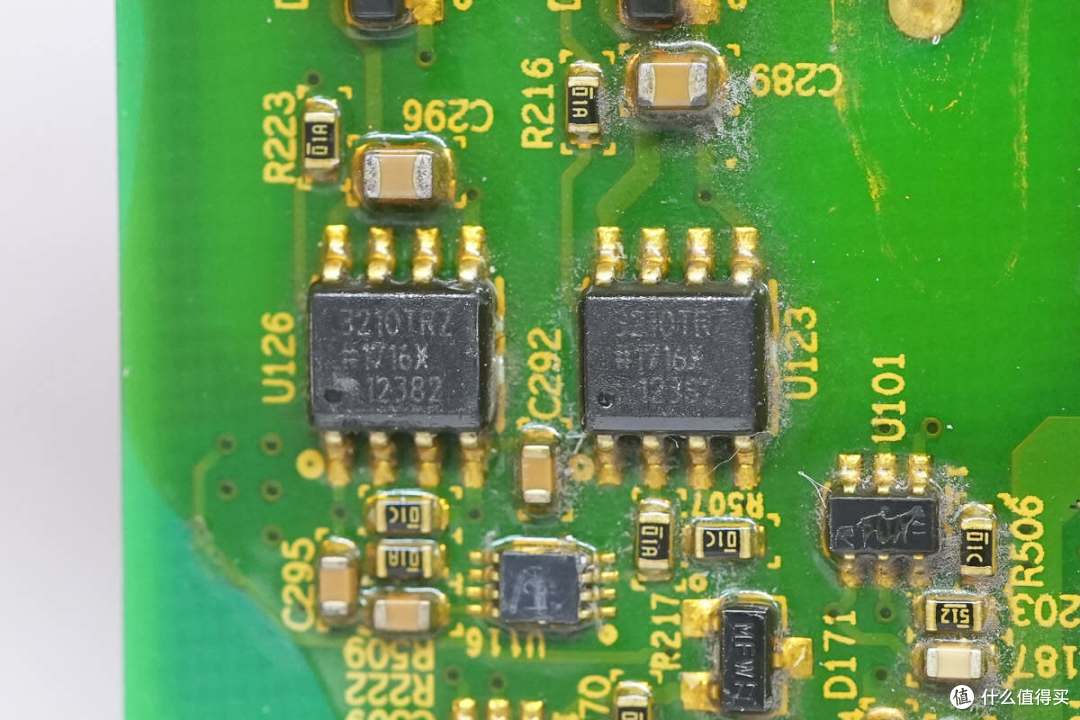 拆解报告：HUAWEI华为新能源汽车直流充电桩15kW充电模块R75020G2
