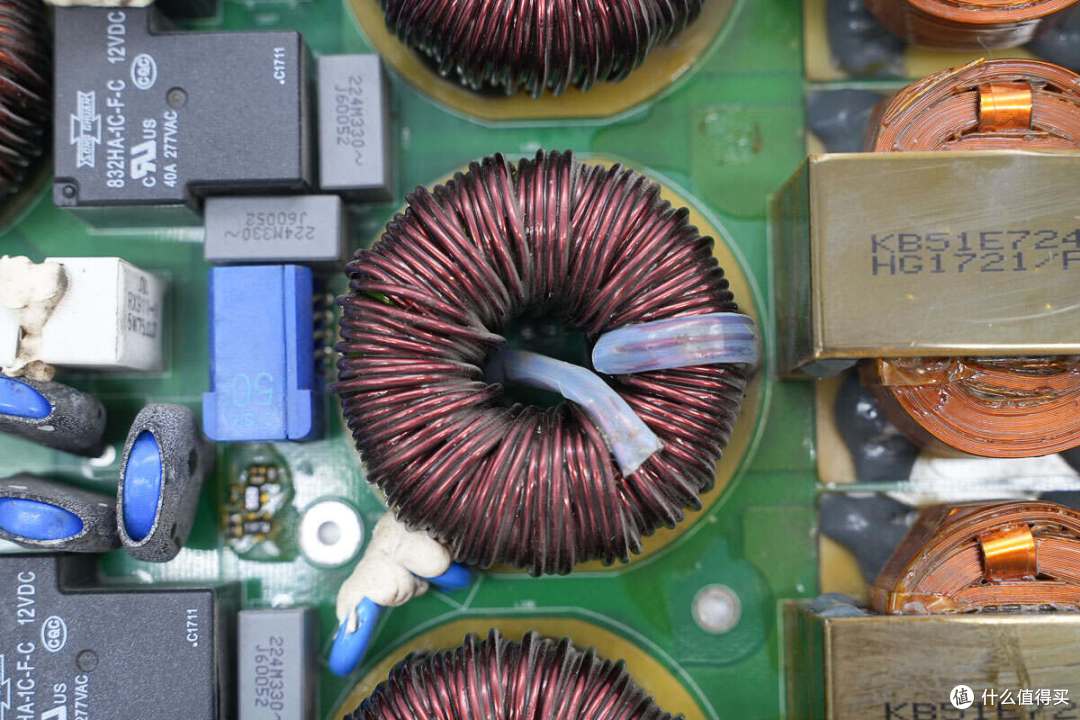 拆解报告：HUAWEI华为新能源汽车直流充电桩15kW充电模块R75020G2