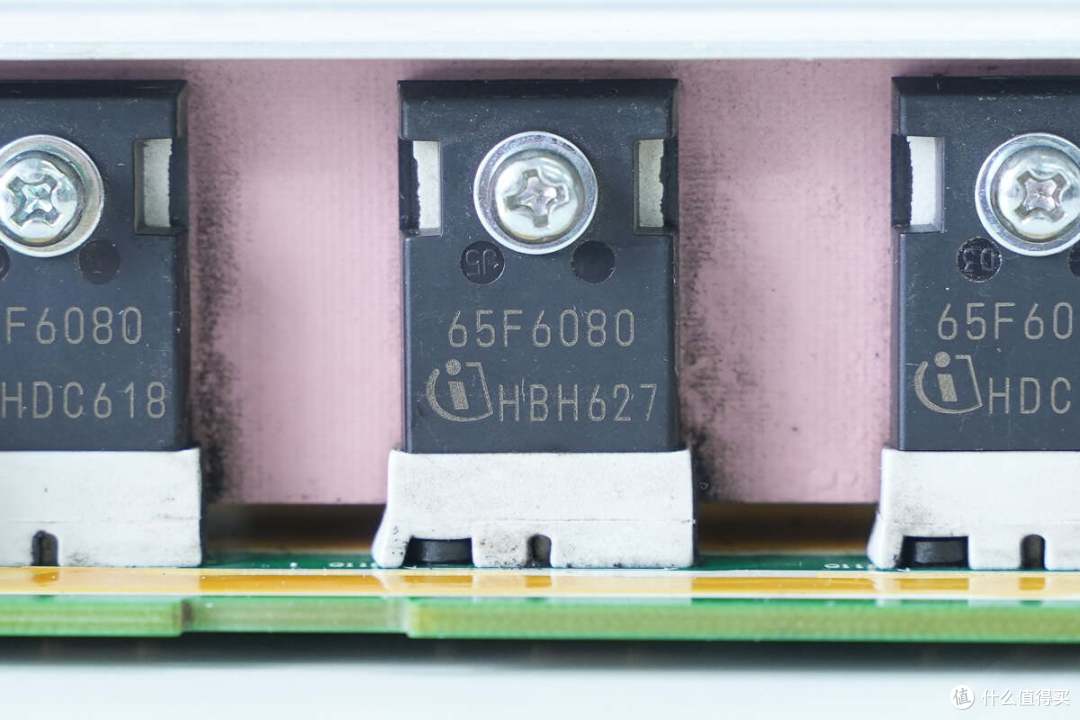拆解报告：HUAWEI华为新能源汽车直流充电桩15kW充电模块R75020G2