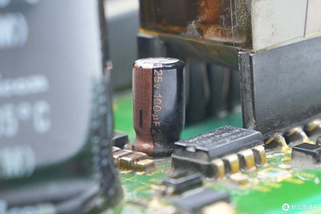 拆解报告：HUAWEI华为新能源汽车直流充电桩15kW充电模块R75020G2
