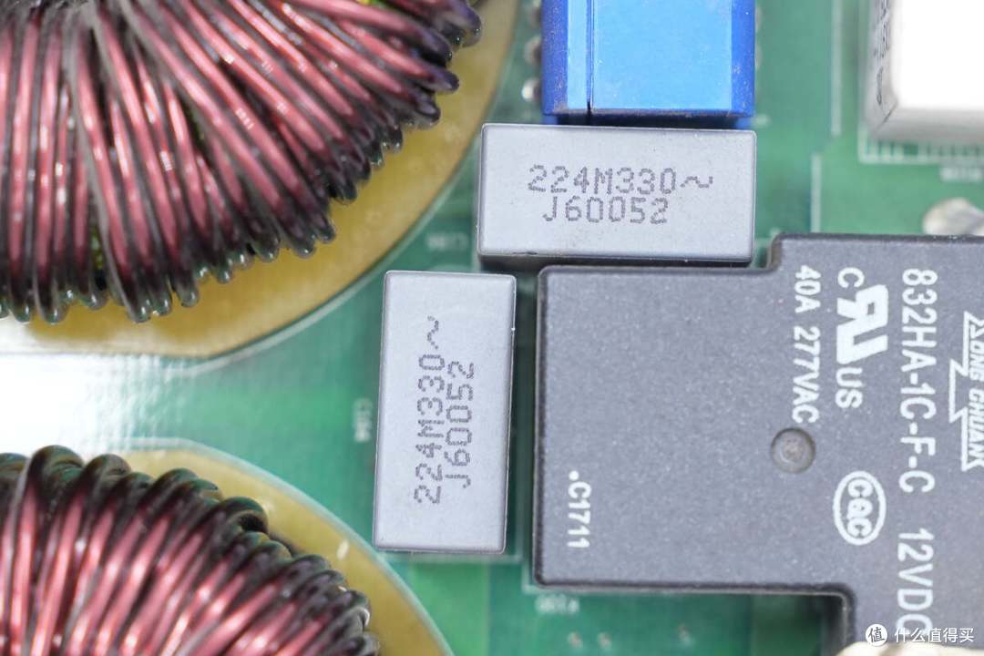 拆解报告：HUAWEI华为新能源汽车直流充电桩15kW充电模块R75020G2