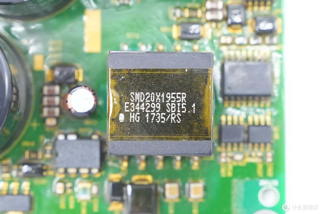 拆解报告：HUAWEI华为新能源汽车直流充电桩15kW充电模块R75020G2